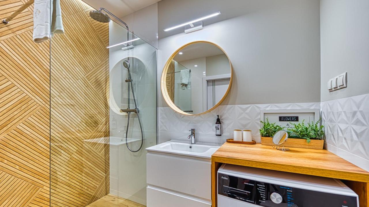 Apartamenty Vip Centrum - Wczasowa 17 By Royal Aparts Сверадув-Здруй Экстерьер фото