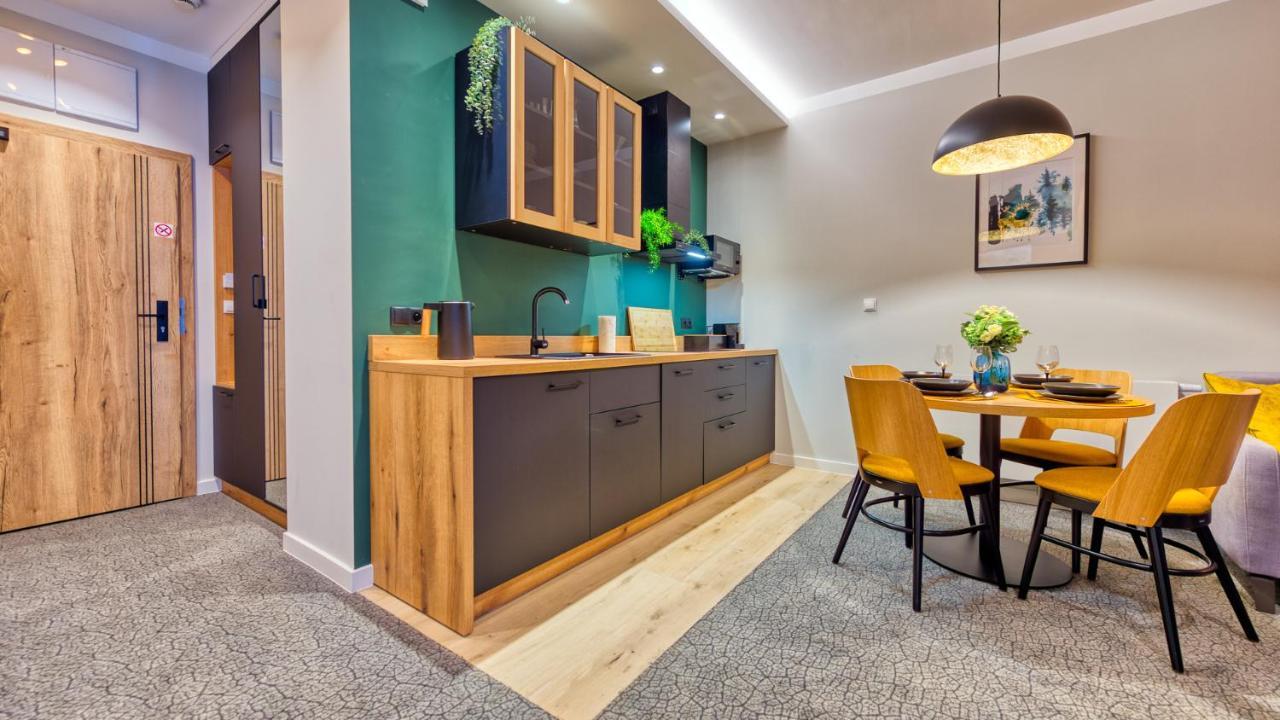 Apartamenty Vip Centrum - Wczasowa 17 By Royal Aparts Сверадув-Здруй Экстерьер фото